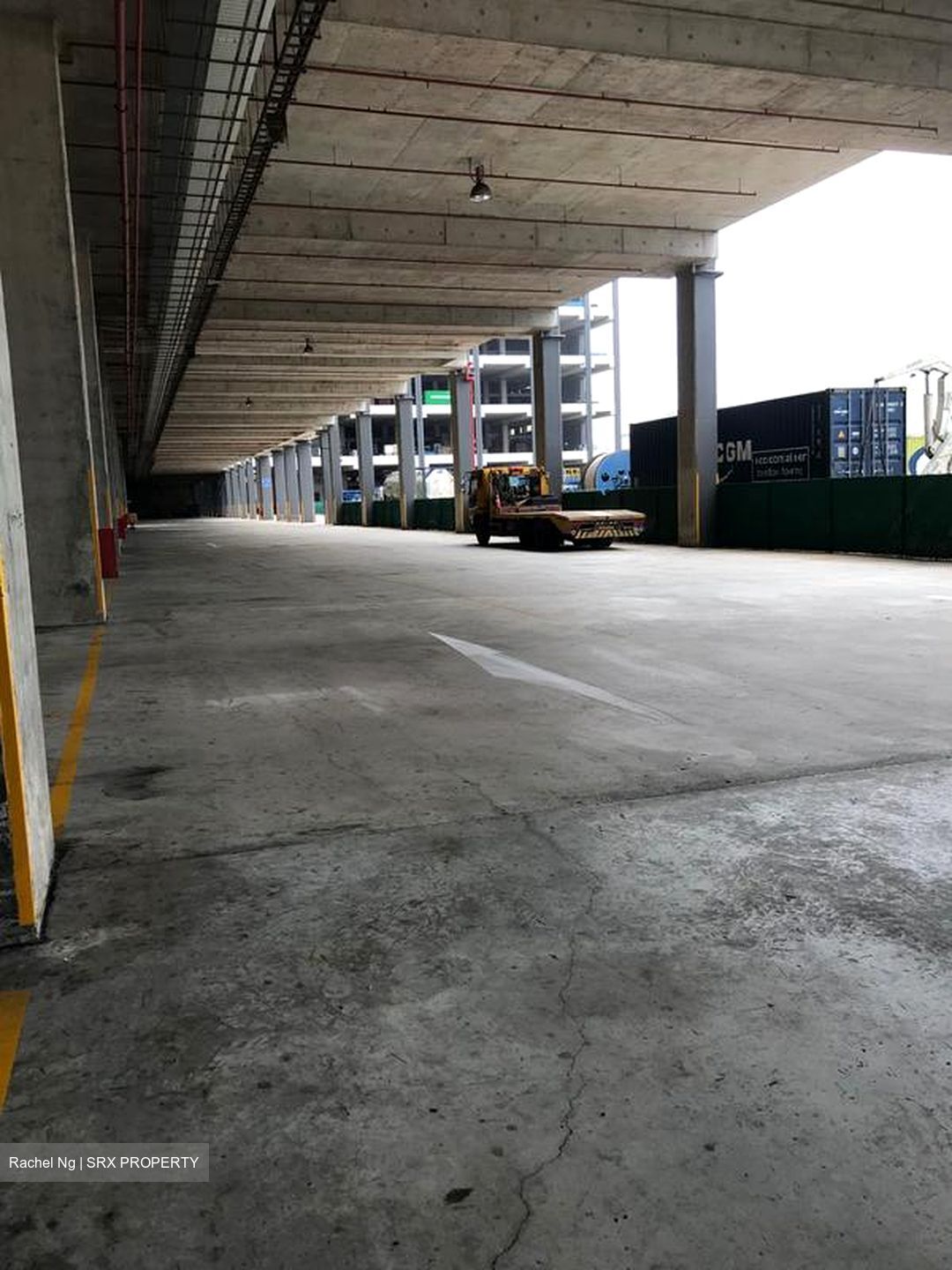 Gul Way (D22), Warehouse #572108481